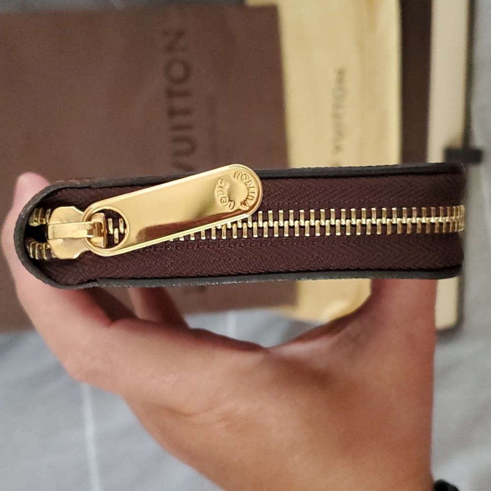 🎀 SOLD 🎀 Louis Vuitton Damier Ebene Zippy Compact Wallet - Picture 8 of 13